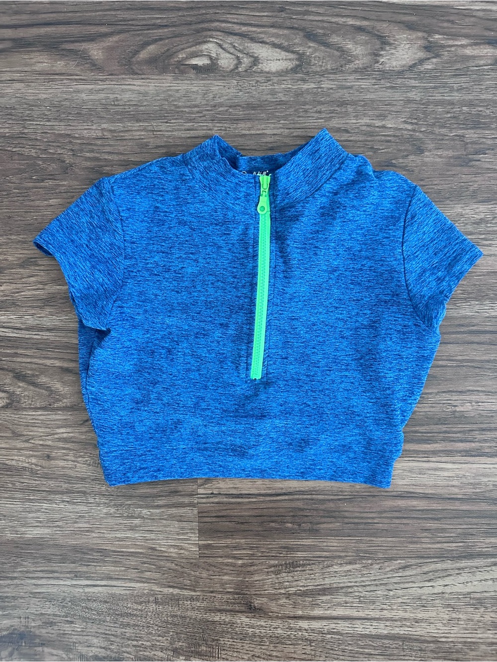 Heathered Blue Cropped Active Top with Neon Green Zip